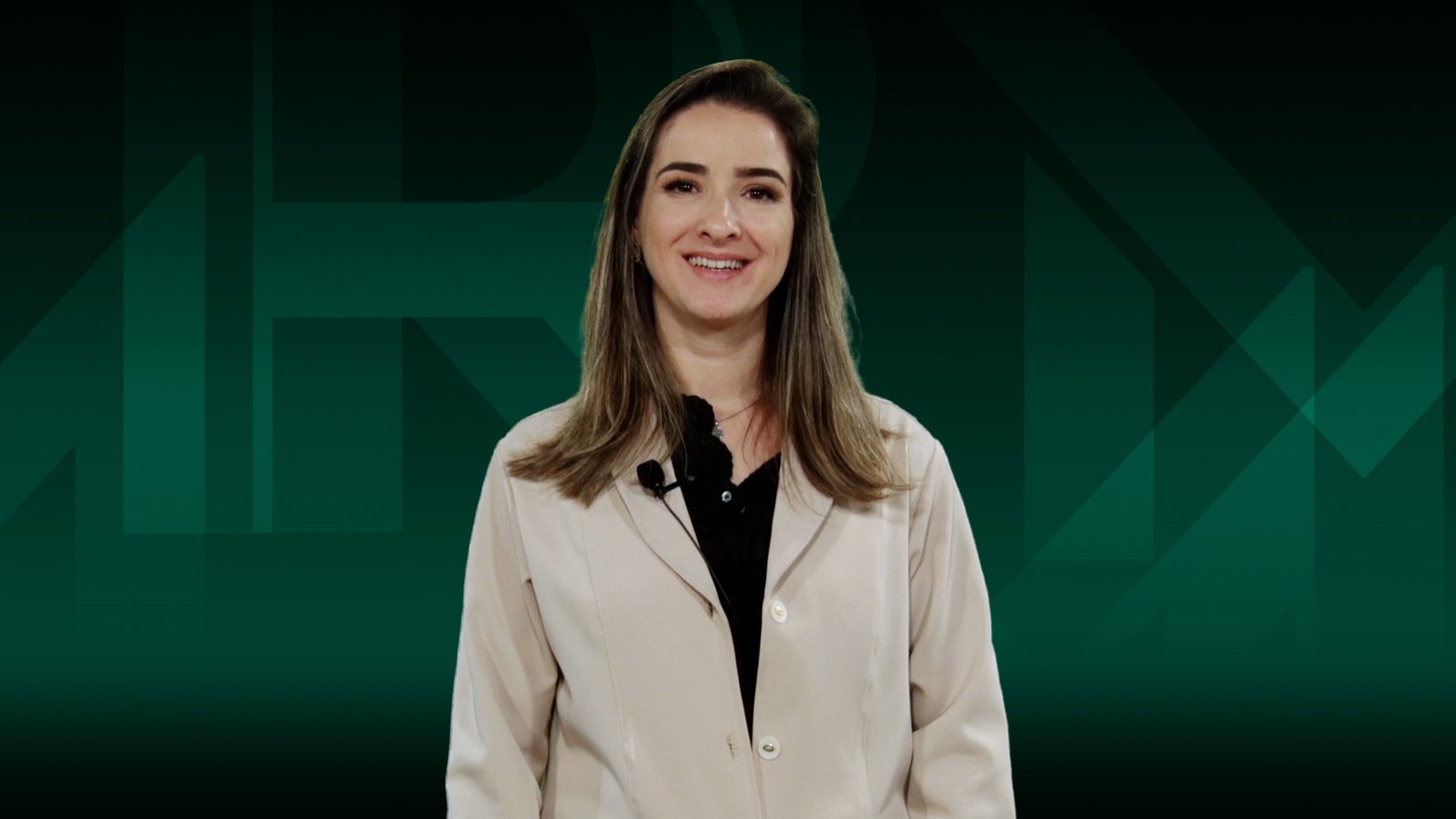 CRISTIANE-DE-SOUZA-BECHARA.jpg